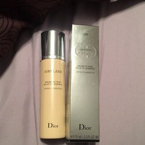 Dior Airflash Foundation Shade 200